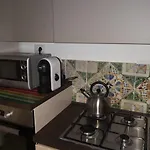 Gloria 4*